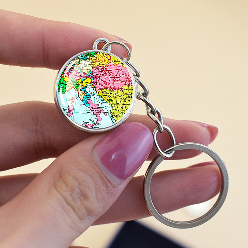 Брелок с картой европейских ст – обзор и цена Travel Accessories Italy