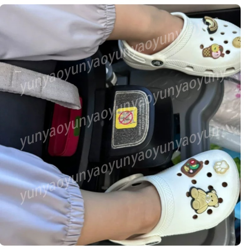 Портативная складная подставка – обзор и цена Travel Accessories With Kids